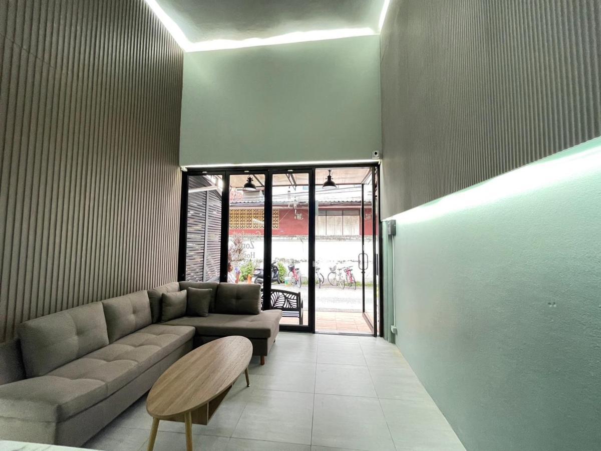 Comfort Zone Hostel @ Tha Pae Chiang Mai Exterior photo